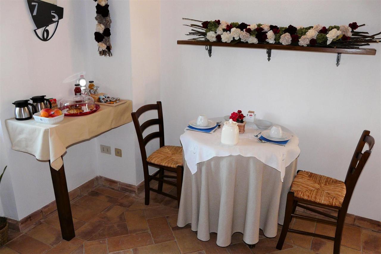 Casale Le Orme Bed & Breakfast Тоди Екстериор снимка