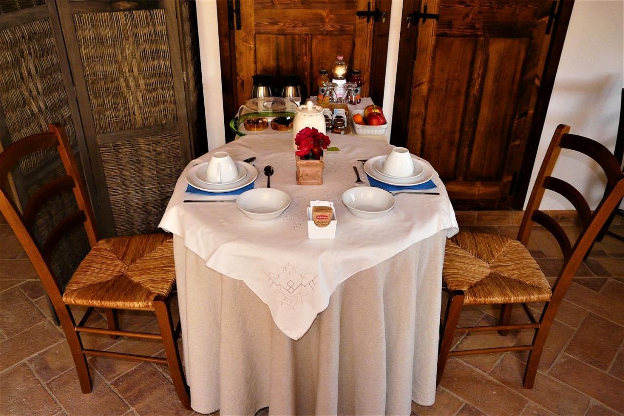 Casale Le Orme Bed & Breakfast Тоди Екстериор снимка